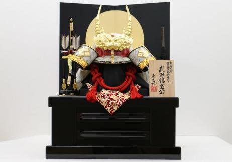 虎志郎作 ２５号 武田信玄公着用兜収納箱飾り-1
