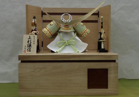 貴翔作11号伊達政宗兜収納箱飾り-1
