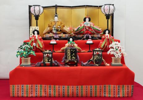 小出松寿作 京九番黄櫨染親王官女揃三段飾り-1